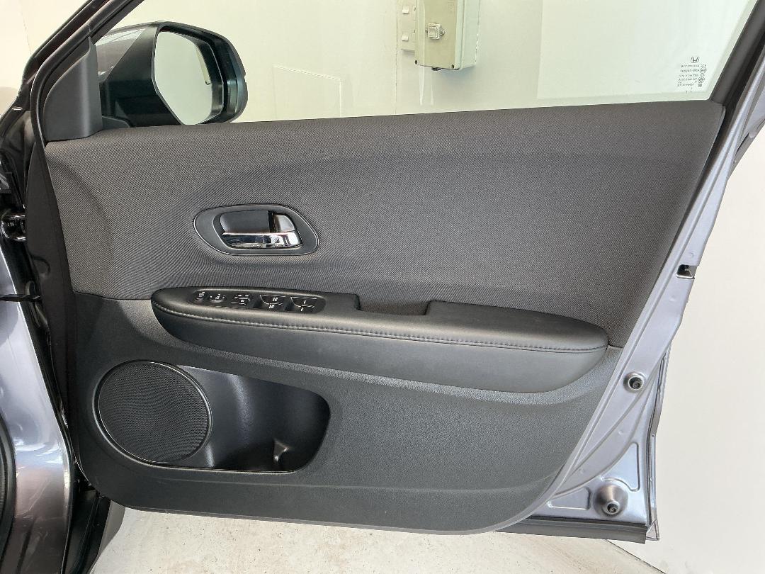 Photo '15' of Honda HR-V