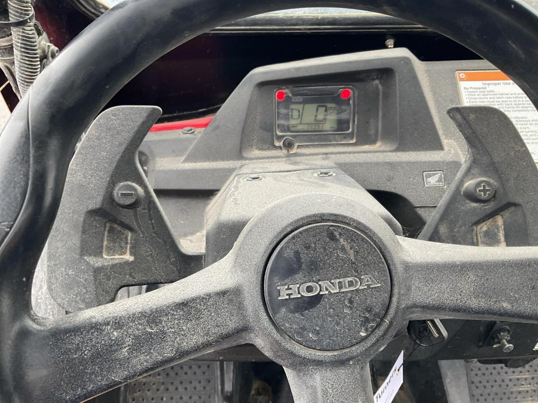 Photo '14' of Honda Pioneer 4WD Photo '14' of Honda Pioneer 4WD