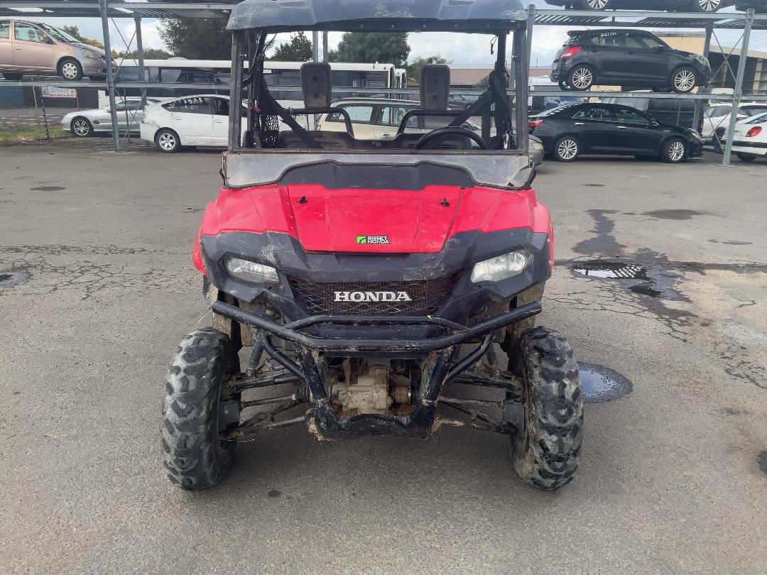 Photo '7' of Honda Pioneer 700