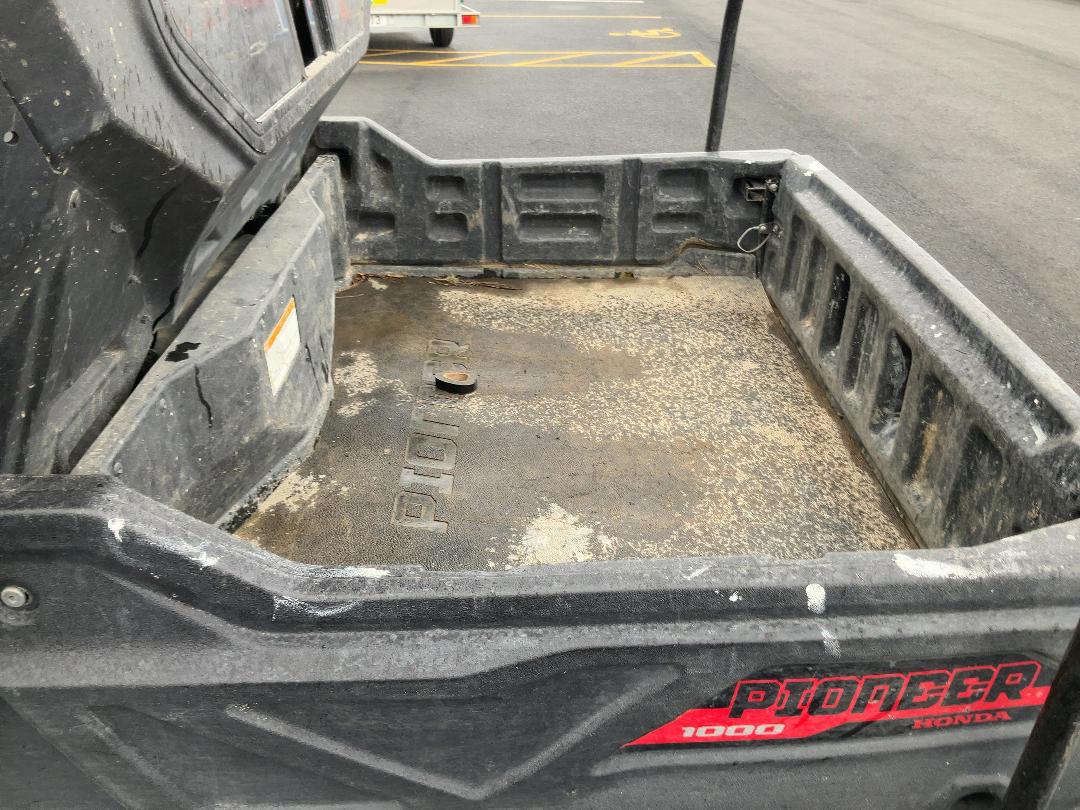 Photo '15' of Honda SXS1000