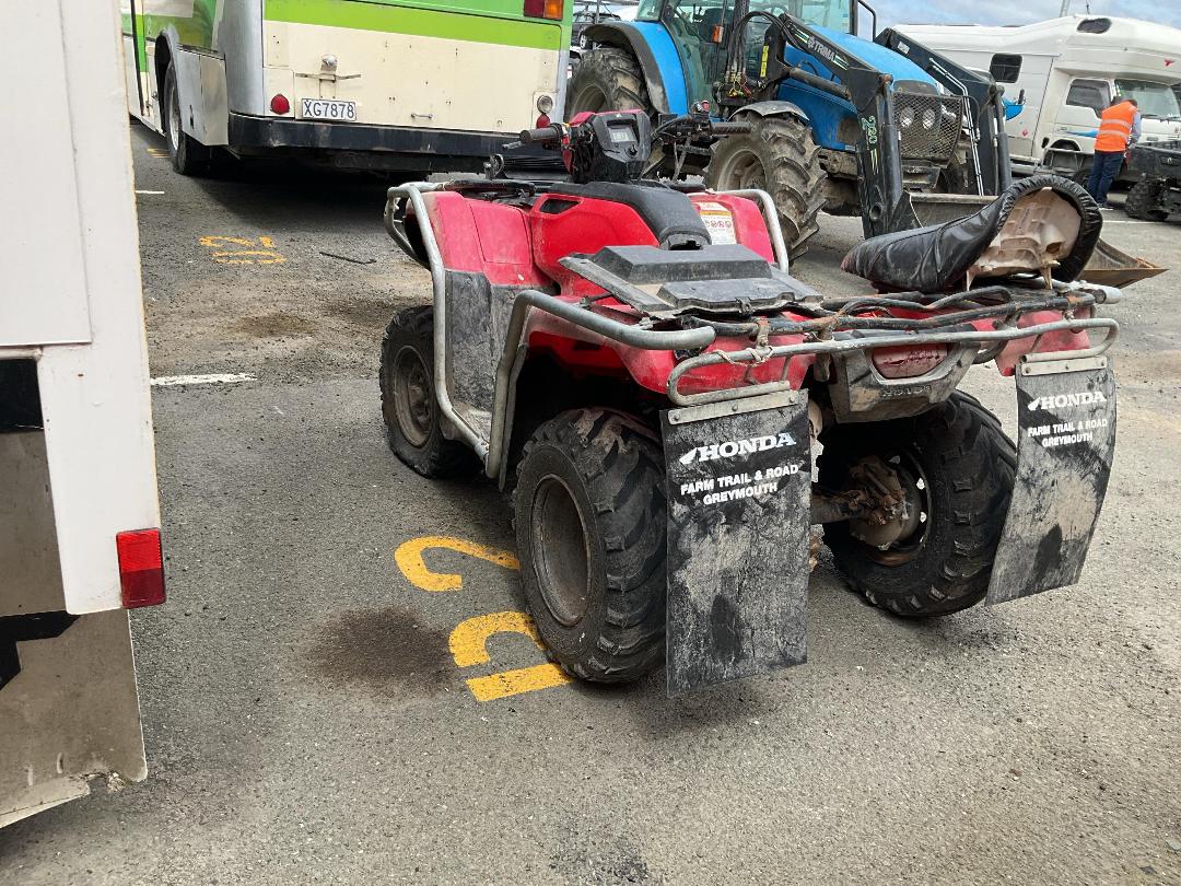 Photo '3' of Honda TRX520 Photo '3' of Honda TRX520