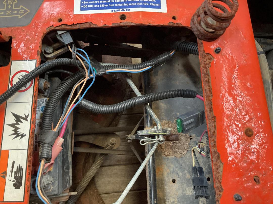 Photo '14' of Husqvarna Z 246 Lawnmower