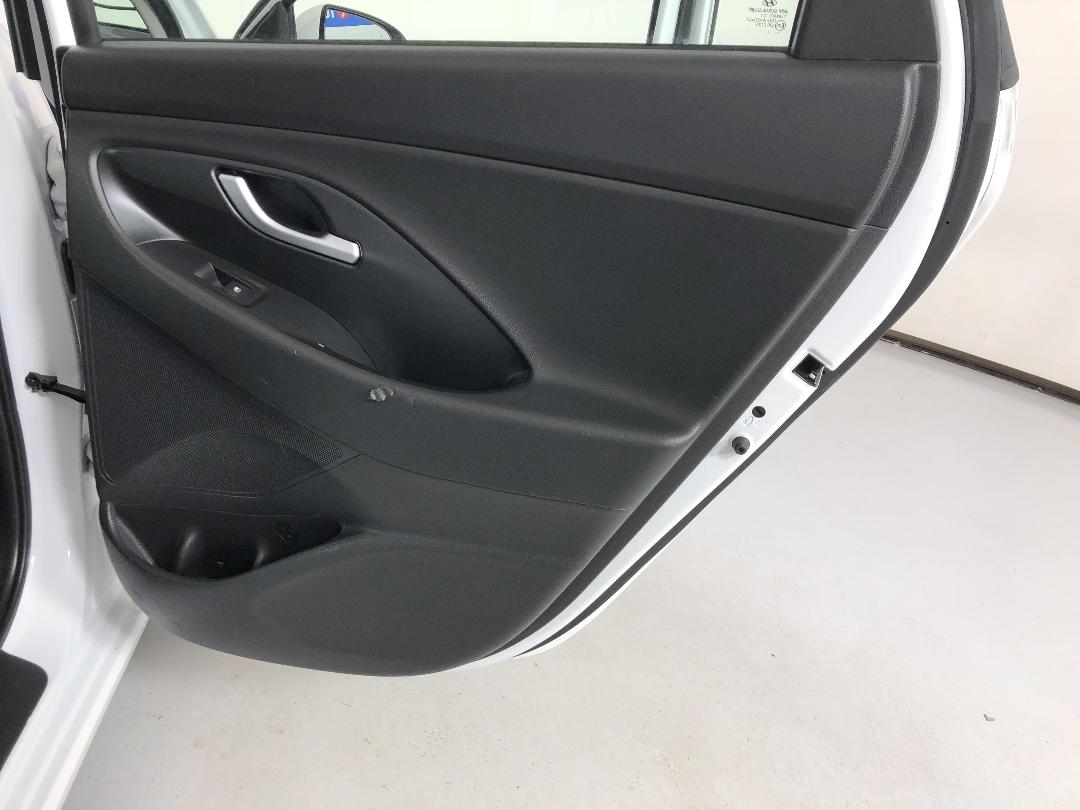 Photo '19' of Hyundai I30