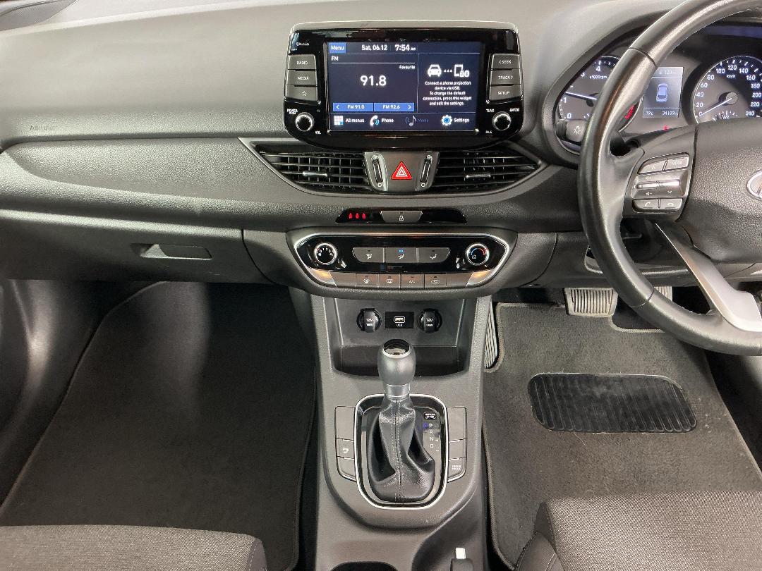 Photo '18' of Hyundai I30