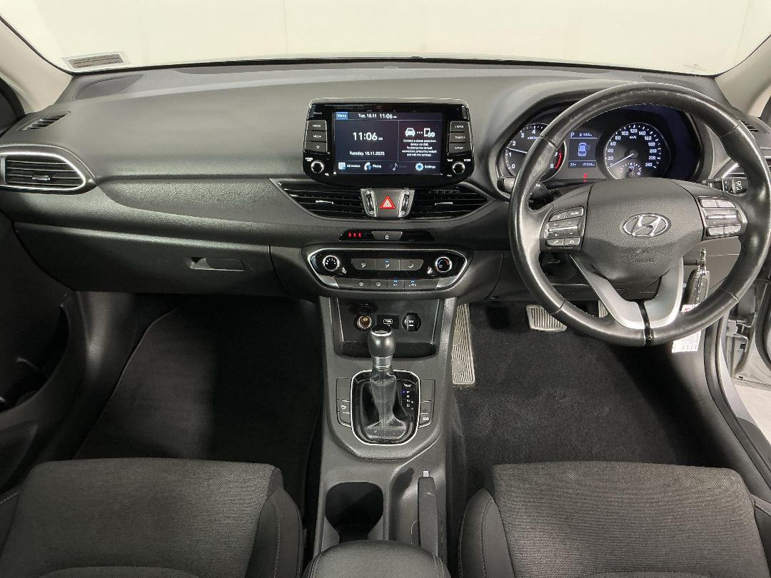 Photo '17' of Hyundai I30 Photo '17' of Hyundai I30