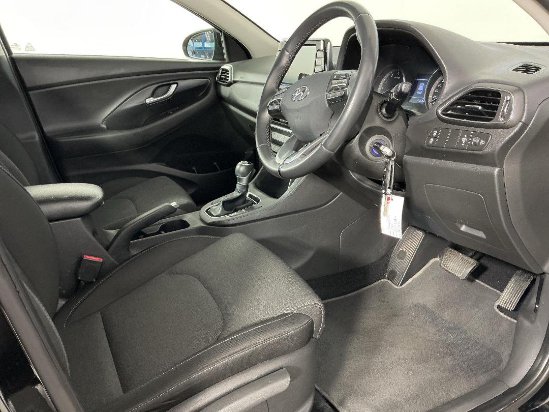 Photo '16' of Hyundai I30