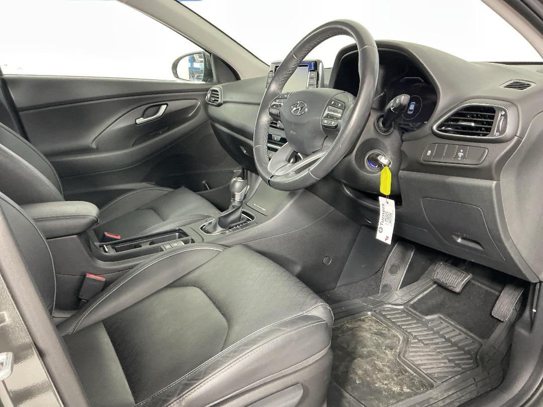 Photo '16' of Hyundai I30