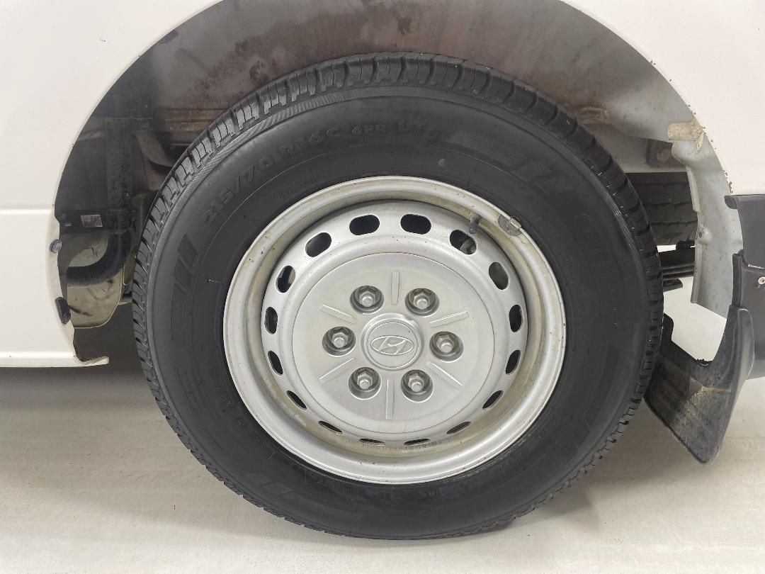 Photo '11' of Hyundai Iload Photo '11' of Hyundai Iload