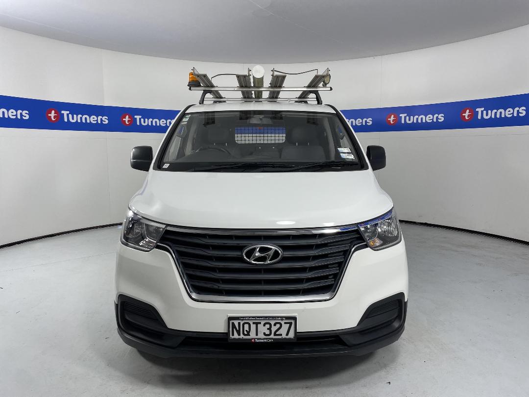 Photo '2' of Hyundai Iload Photo '2' of Hyundai Iload