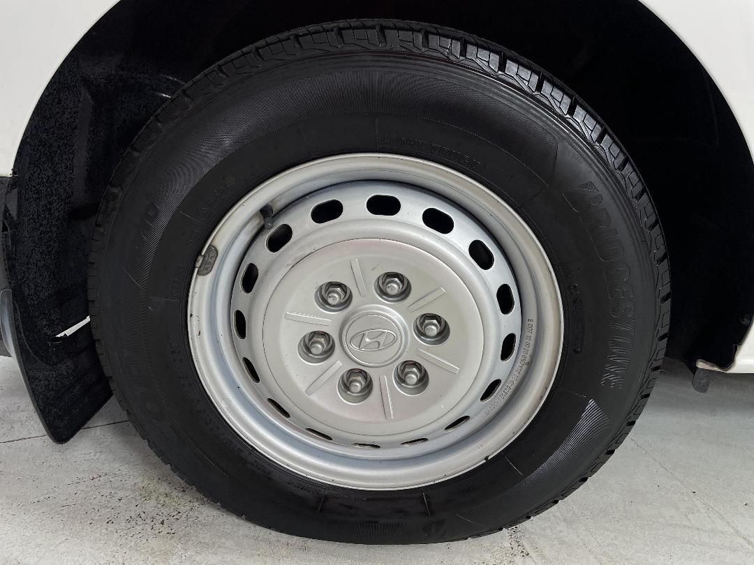 Photo '12' of Hyundai Iload