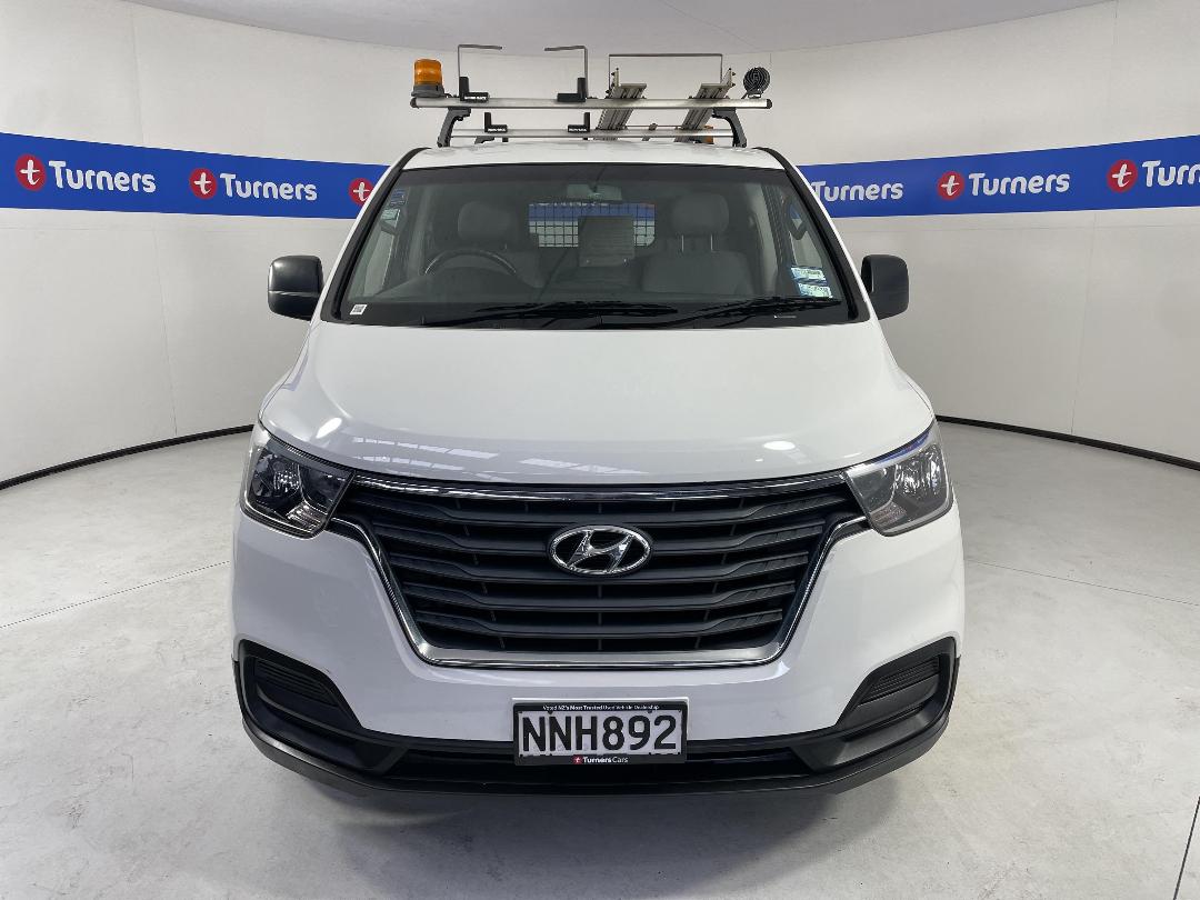 Photo '2' of Hyundai Iload Photo '2' of Hyundai Iload