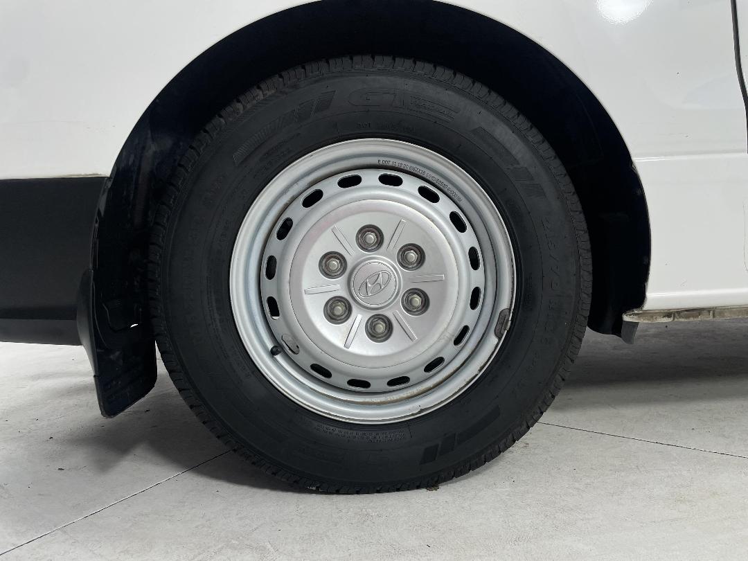 Photo '12' of Hyundai Iload Photo '12' of Hyundai Iload