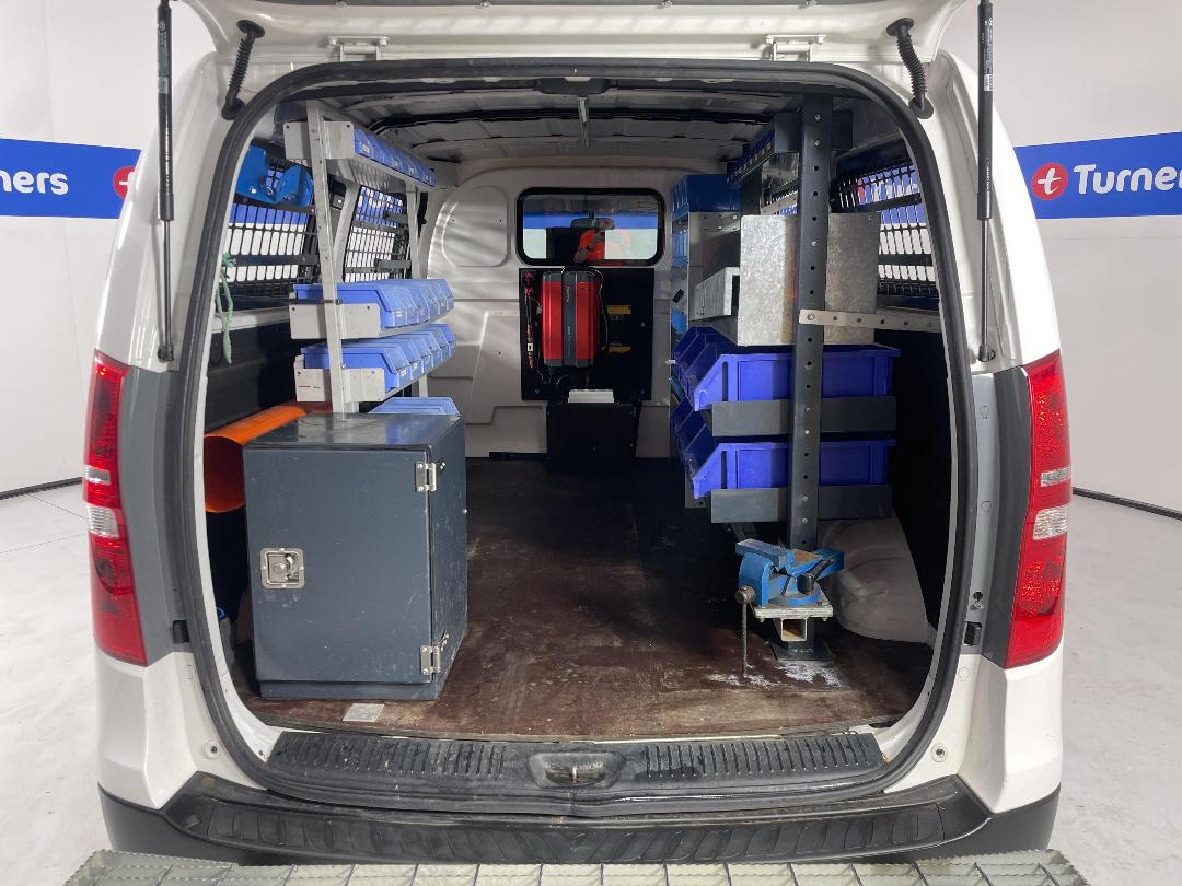 Photo '14' of Hyundai Iload Photo '14' of Hyundai Iload