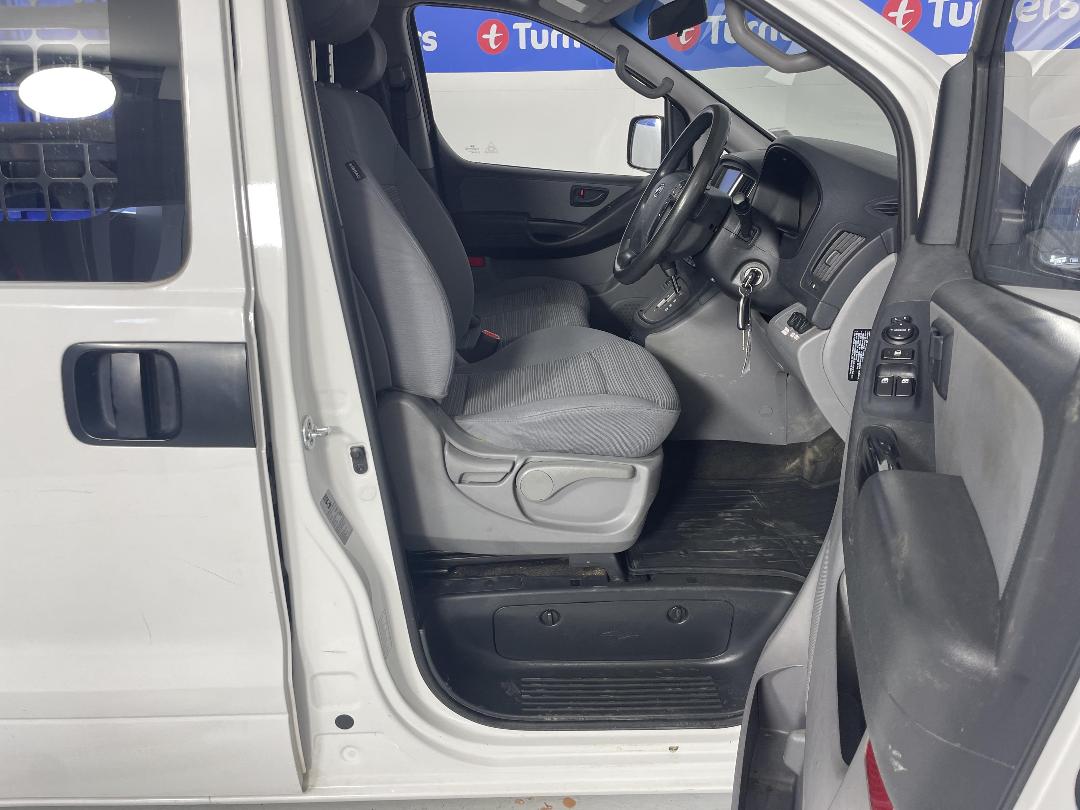 Photo '16' of Hyundai Iload