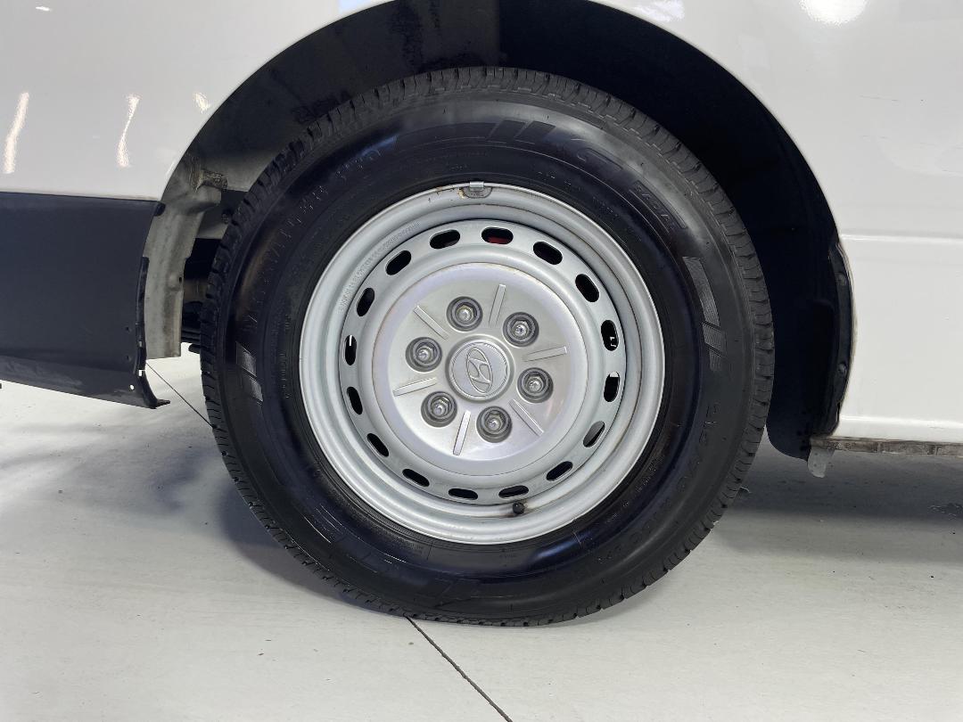 Photo '12' of Hyundai Iload