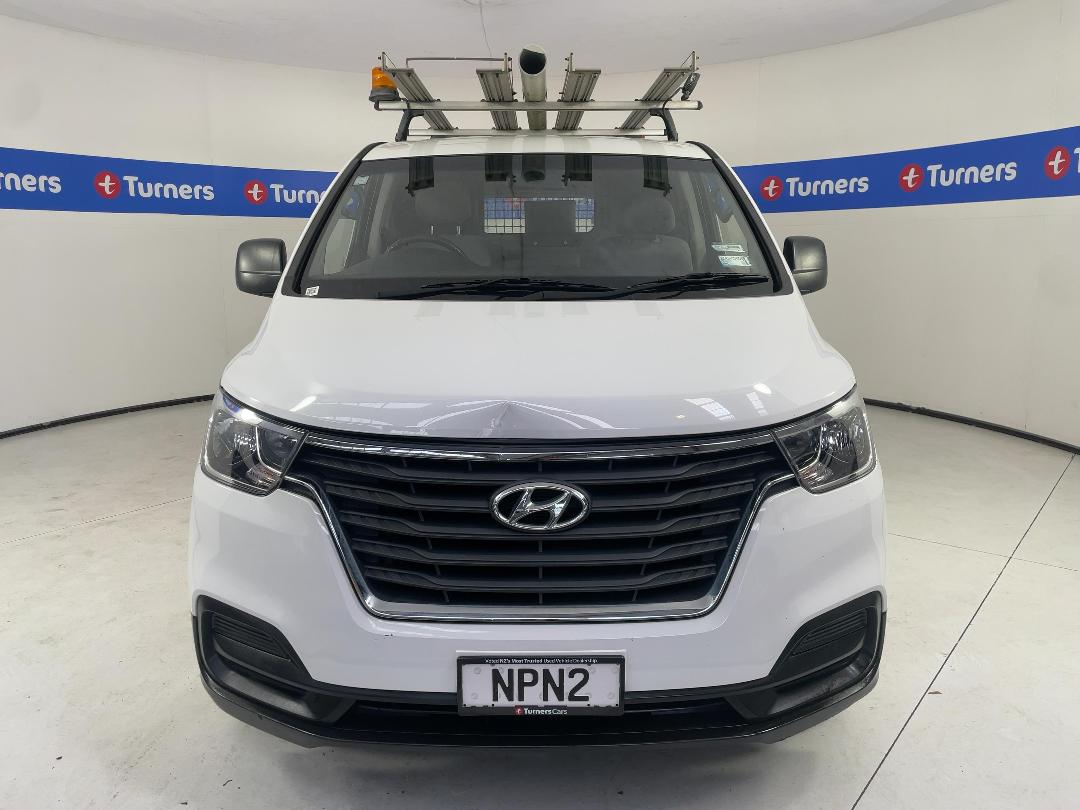 Photo '2' of Hyundai Iload Photo '2' of Hyundai Iload