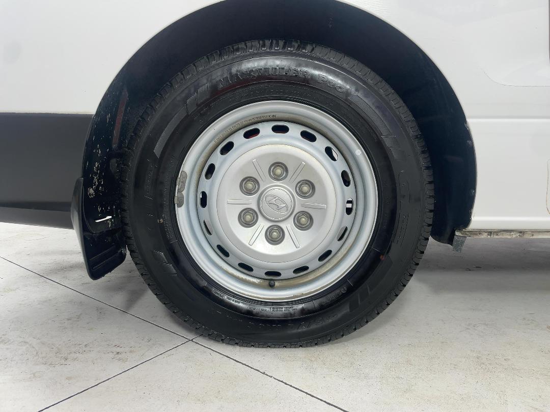 Photo '12' of Hyundai Iload Photo '12' of Hyundai Iload