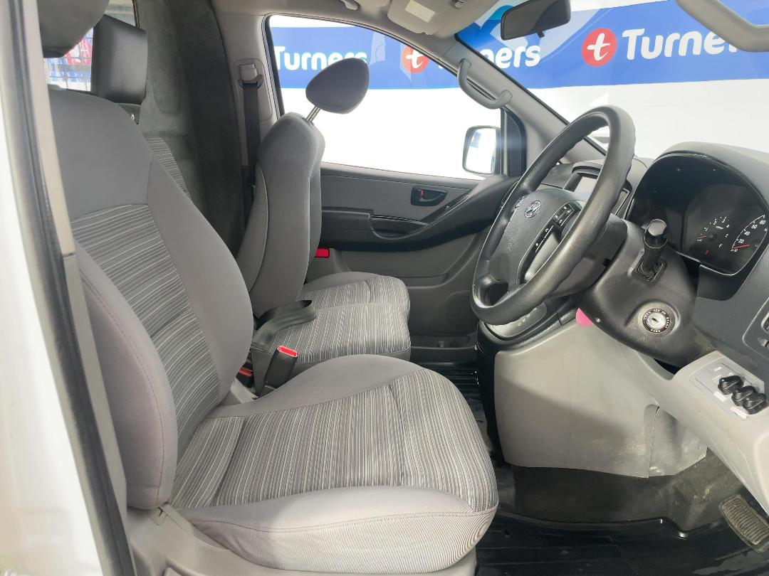 Photo '16' of Hyundai Iload Photo '16' of Hyundai Iload