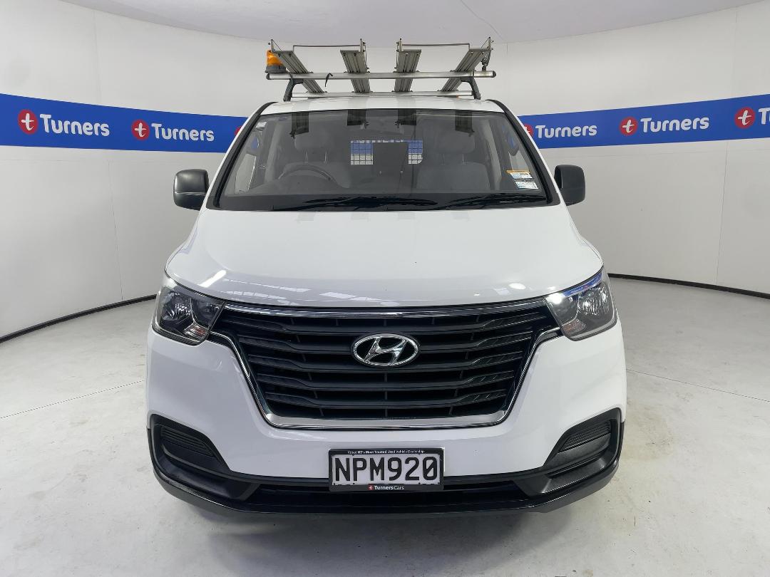 Photo '2' of Hyundai Iload Photo '2' of Hyundai Iload