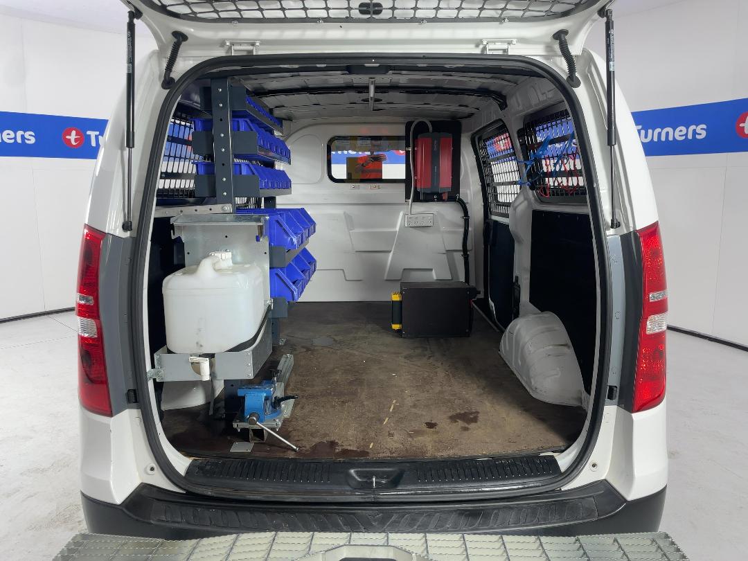 Photo '14' of Hyundai Iload Photo '14' of Hyundai Iload