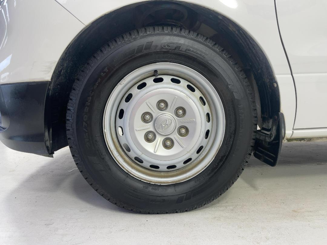 Photo '10' of Hyundai Iload Photo '10' of Hyundai Iload