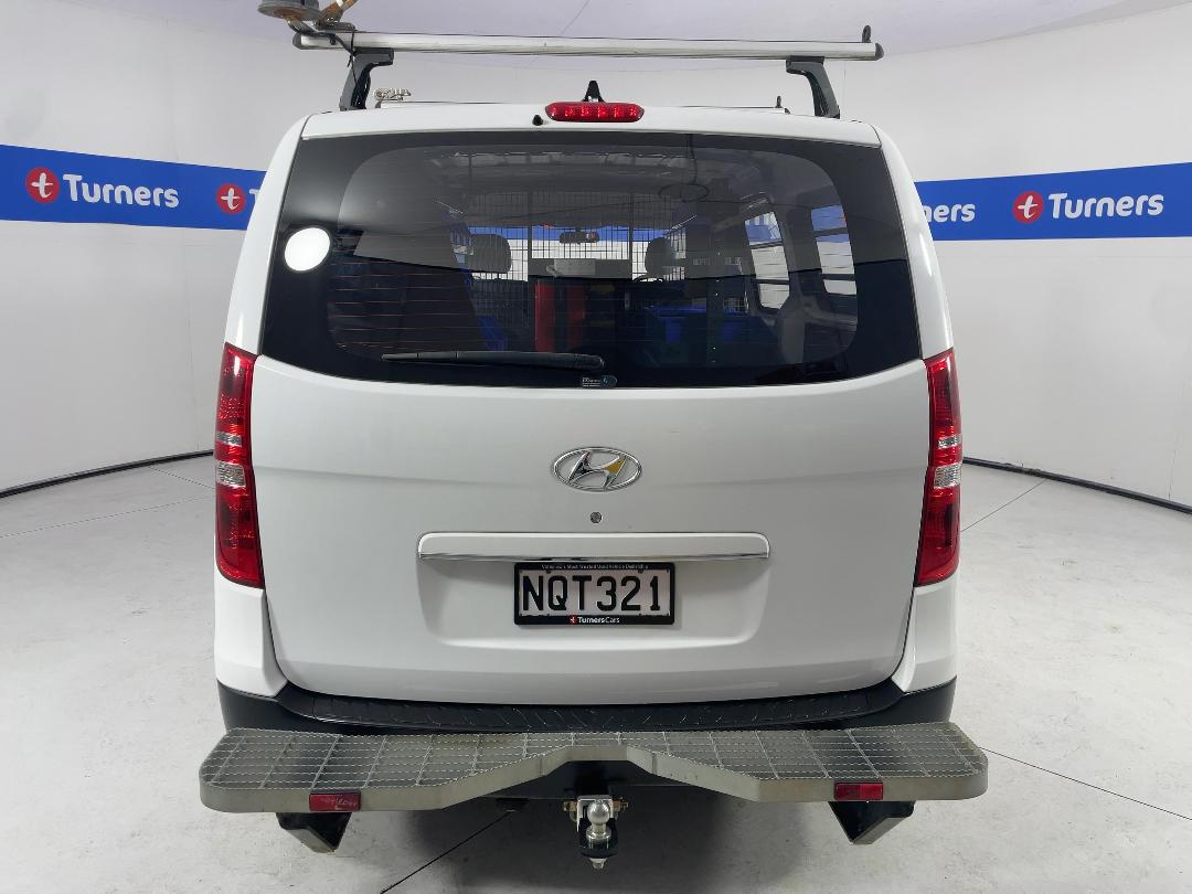 Photo '6' of Hyundai Iload Photo '6' of Hyundai Iload