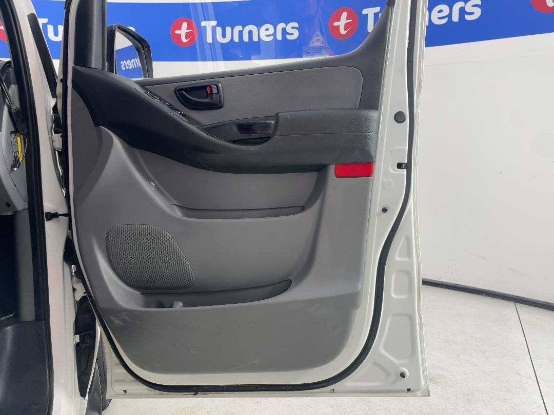 Photo '15' of Hyundai Iload Photo '15' of Hyundai Iload