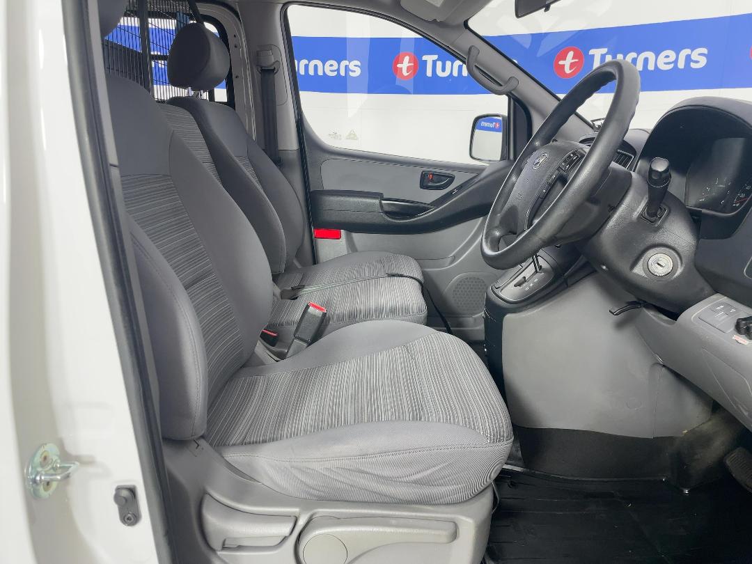 Photo '16' of Hyundai Iload Photo '16' of Hyundai Iload