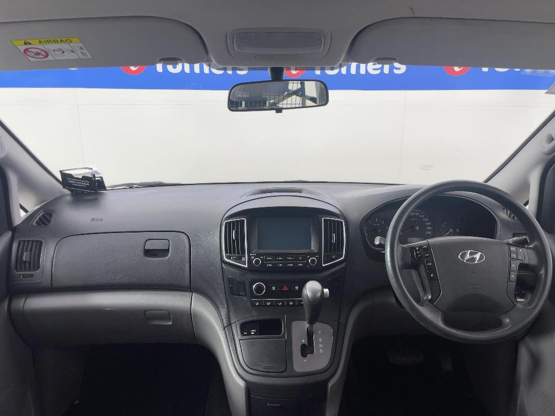 Photo '17' of Hyundai Iload Photo '17' of Hyundai Iload