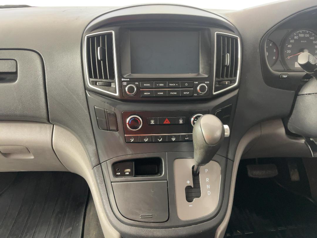 Photo '18' of Hyundai Iload Photo '18' of Hyundai Iload