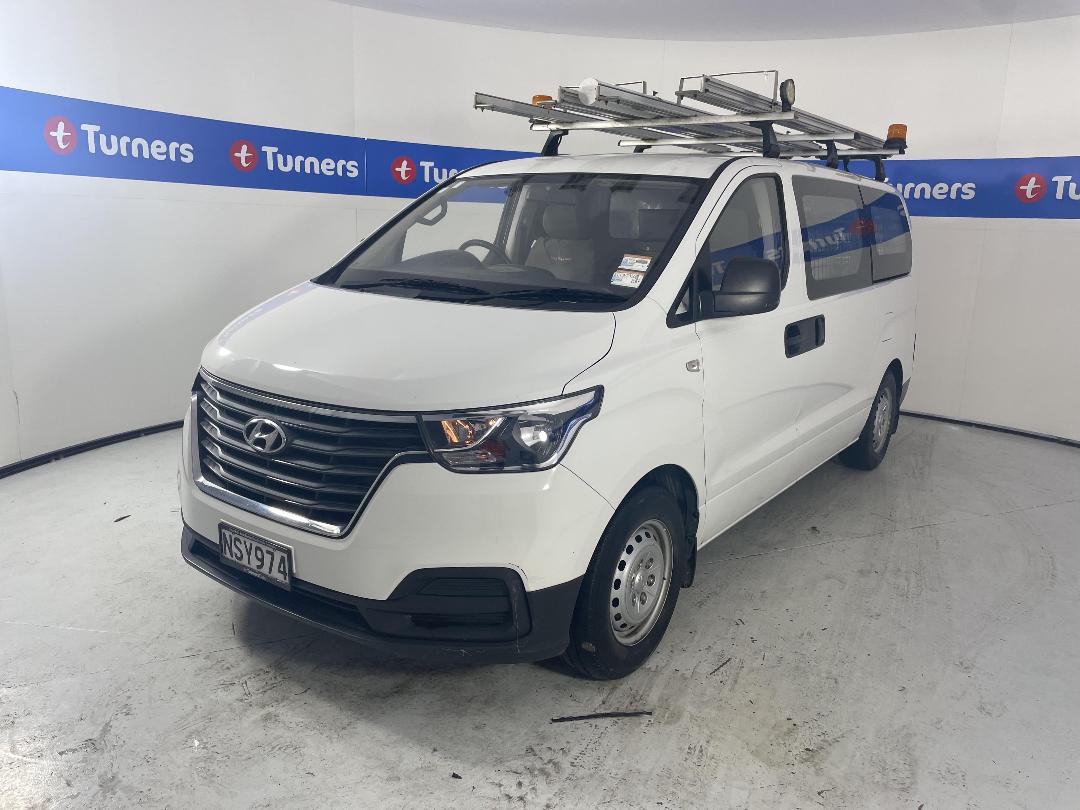 Photo '4' of Hyundai Iload Photo '4' of Hyundai Iload