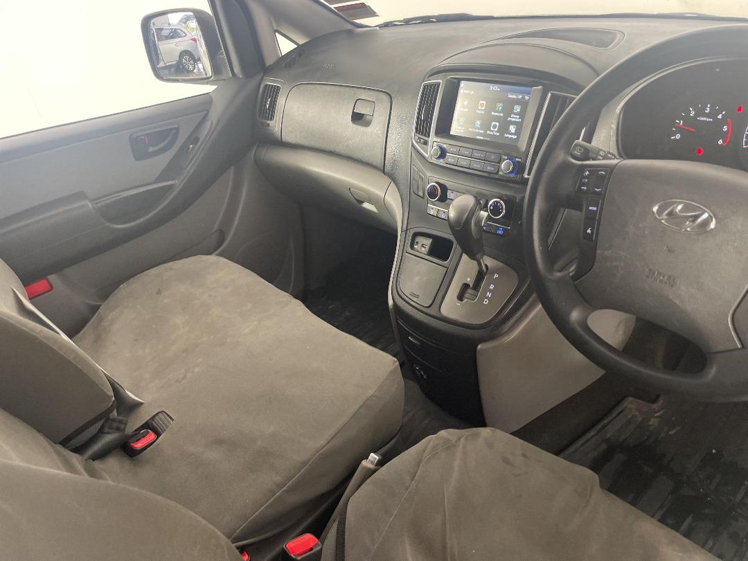 Photo '18' of Hyundai Iload Photo '18' of Hyundai Iload