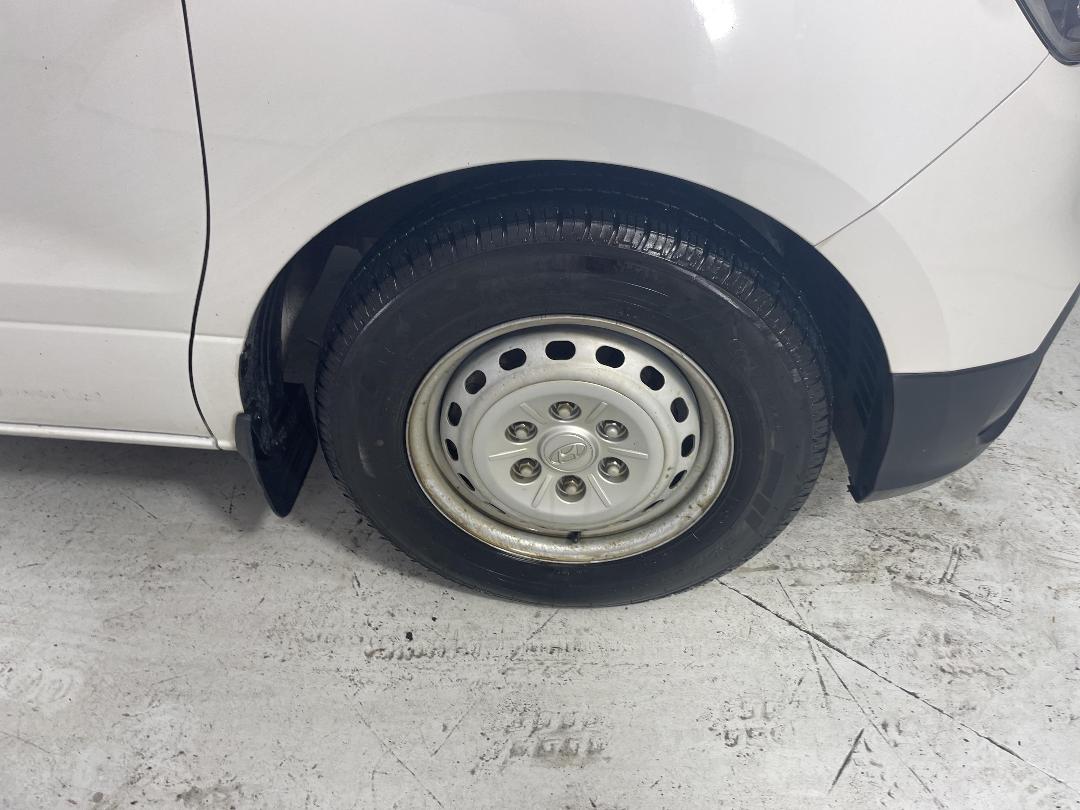 Photo '9' of Hyundai Iload Photo '9' of Hyundai Iload