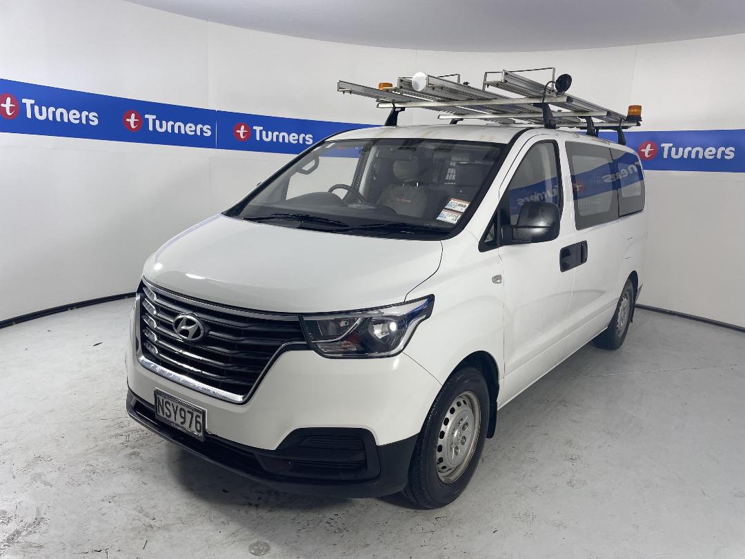 Photo '4' of Hyundai Iload Photo '4' of Hyundai Iload