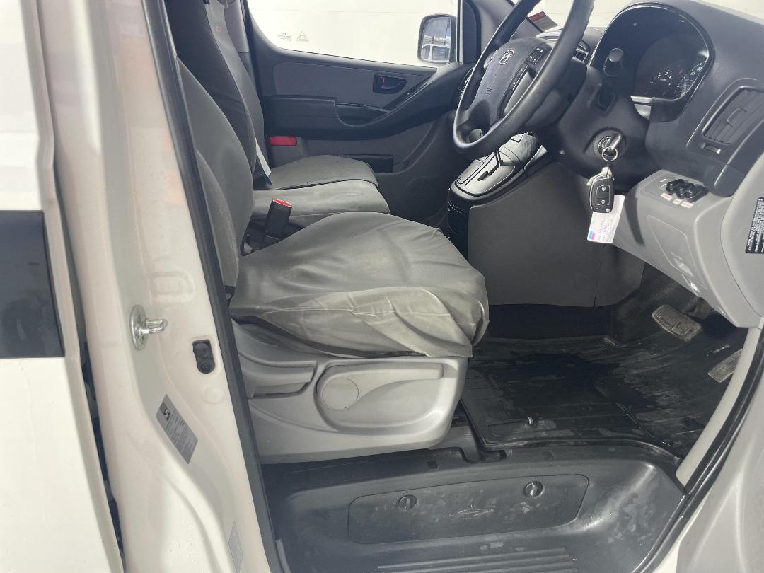 Photo '16' of Hyundai Iload Photo '16' of Hyundai Iload