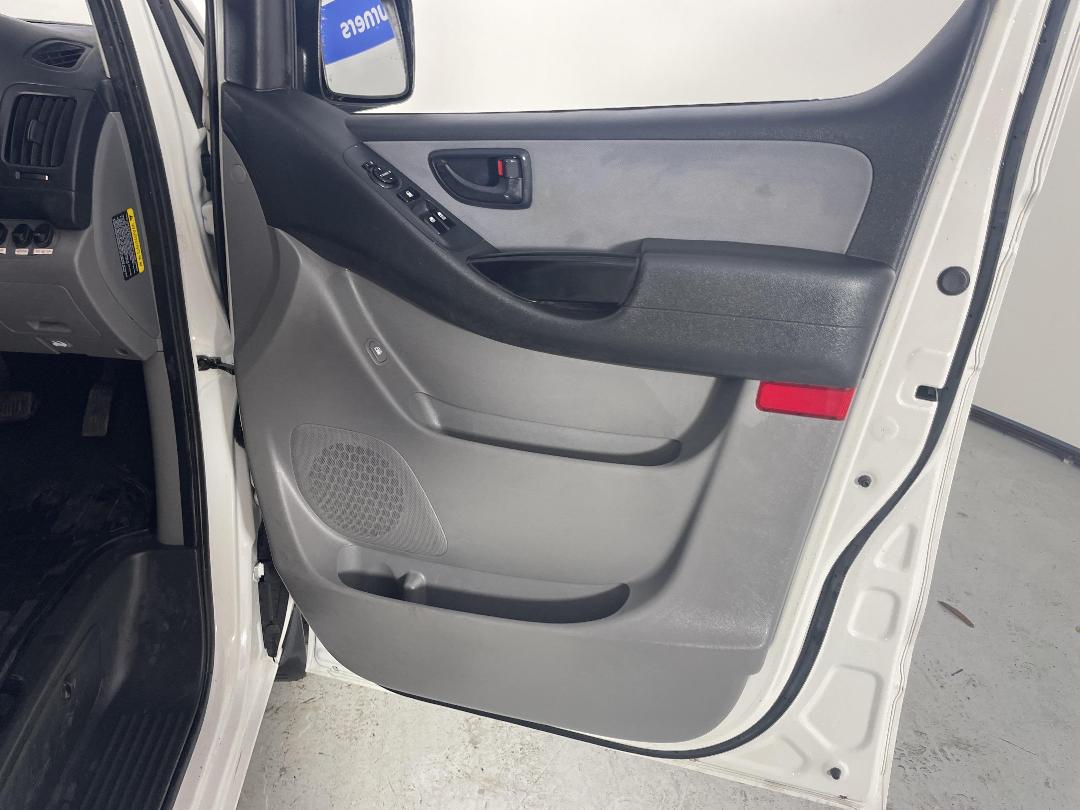 Photo '15' of Hyundai Iload Photo '15' of Hyundai Iload