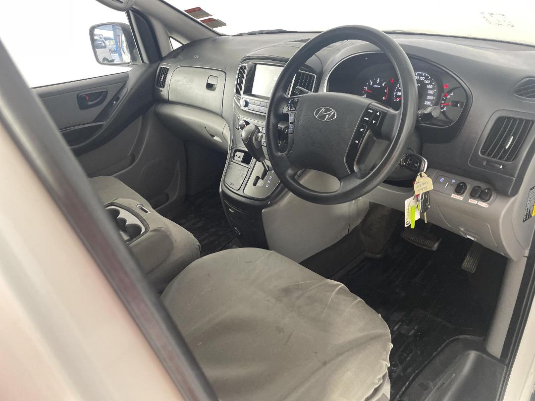 Photo '17' of Hyundai Iload Photo '17' of Hyundai Iload