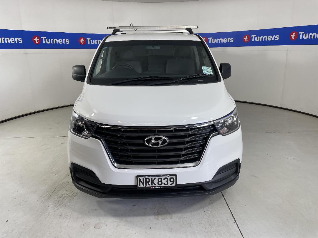 Photo '2' of Hyundai Iload Photo '2' of Hyundai Iload