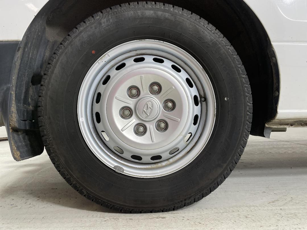 Photo '12' of Hyundai Iload Photo '12' of Hyundai Iload