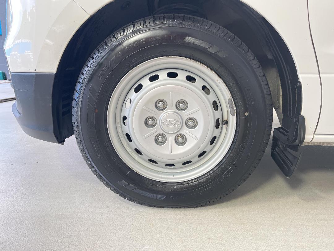 Photo '10' of Hyundai Iload Photo '10' of Hyundai Iload