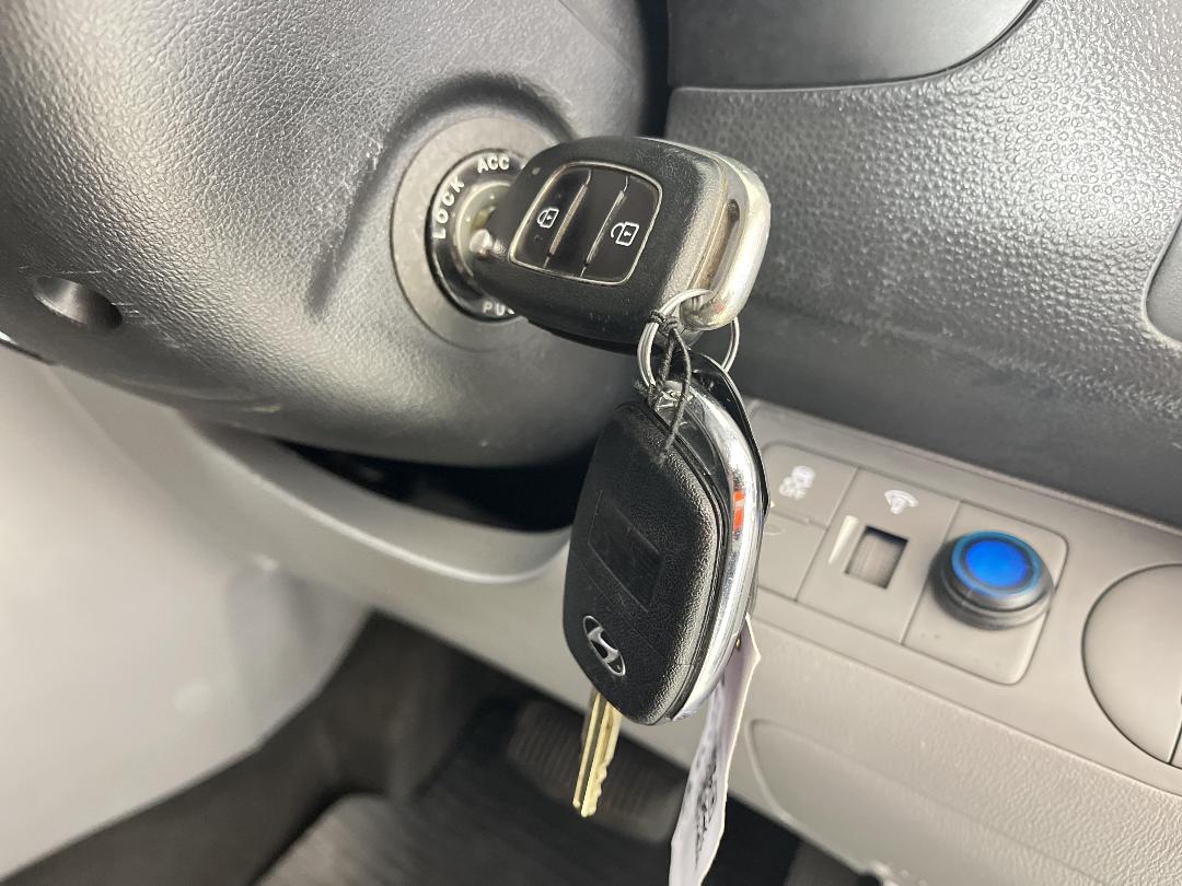 Photo '21' of Hyundai Iload Photo '21' of Hyundai Iload