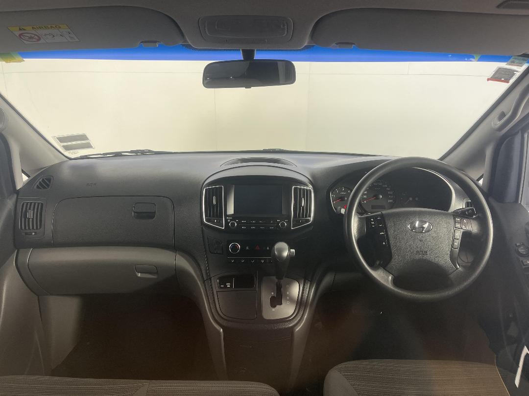 Photo '17' of Hyundai Iload Photo '17' of Hyundai Iload