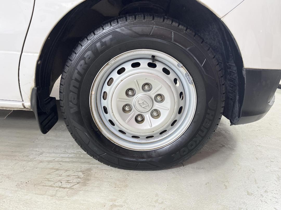 Photo '9' of Hyundai Iload Photo '9' of Hyundai Iload