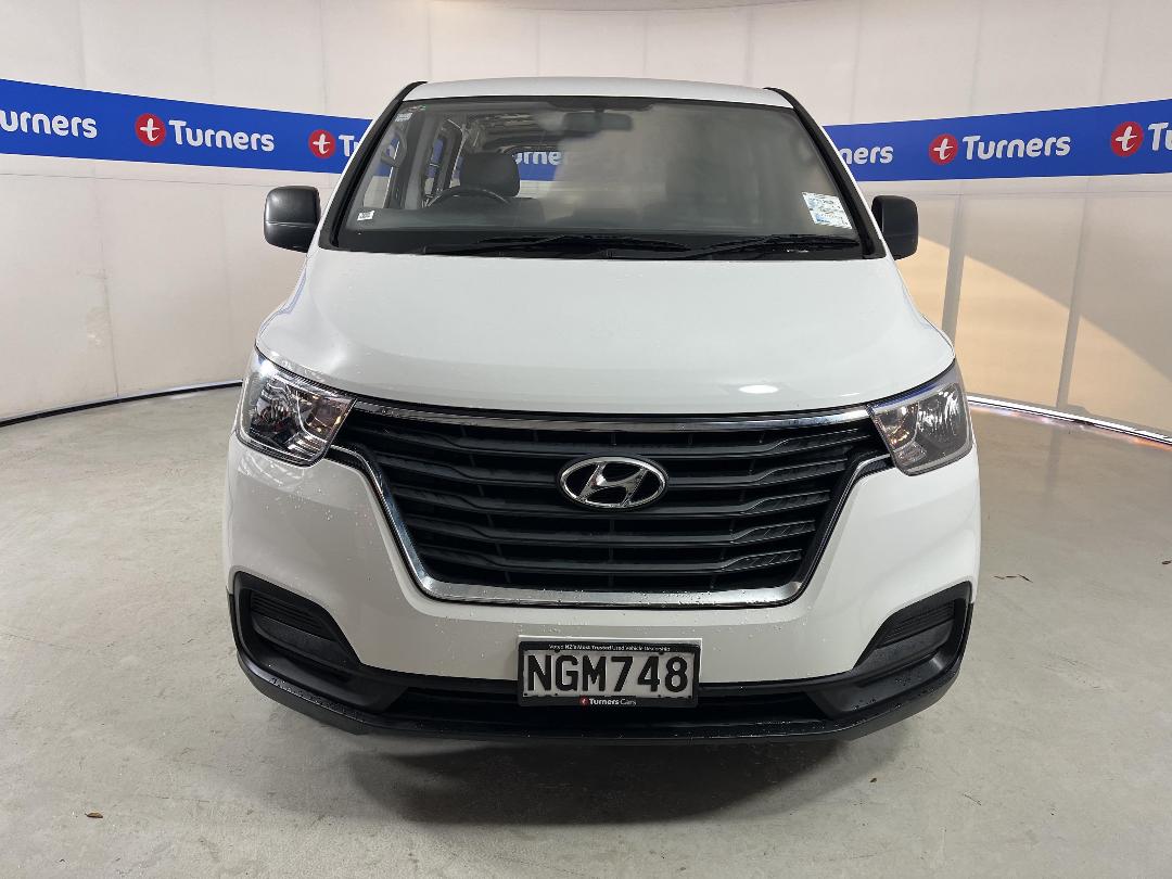 Photo '2' of Hyundai Iload Photo '2' of Hyundai Iload