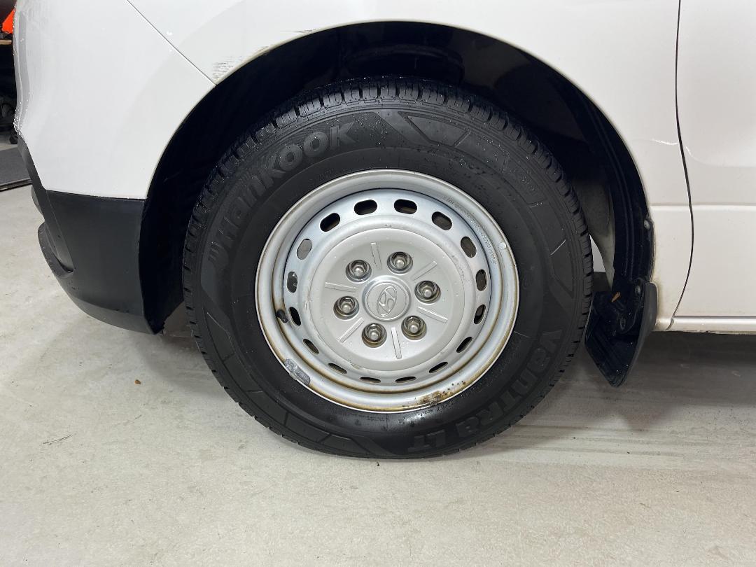 Photo '10' of Hyundai Iload Photo '10' of Hyundai Iload