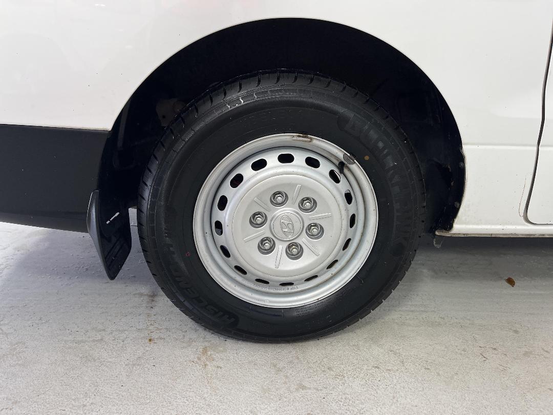 Photo '12' of Hyundai Iload Photo '12' of Hyundai Iload