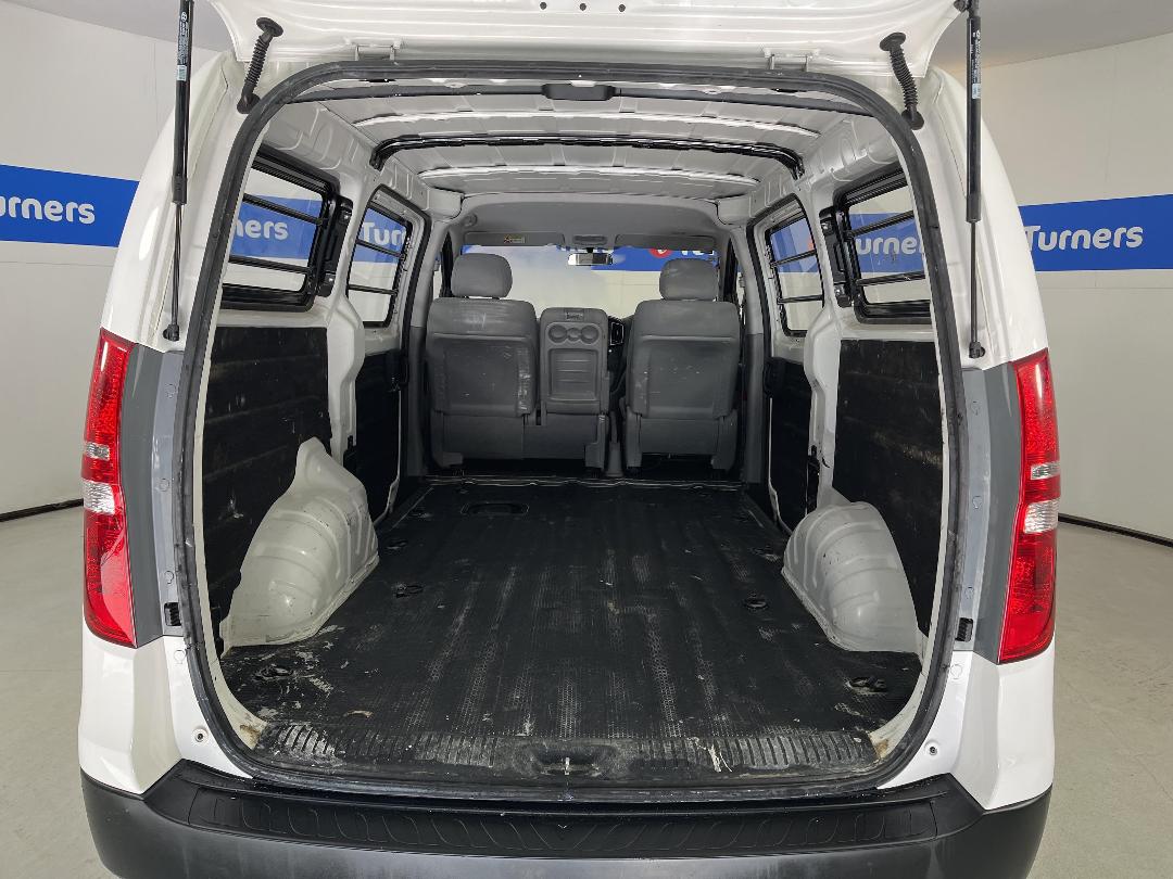 Photo '14' of Hyundai Iload Photo '14' of Hyundai Iload