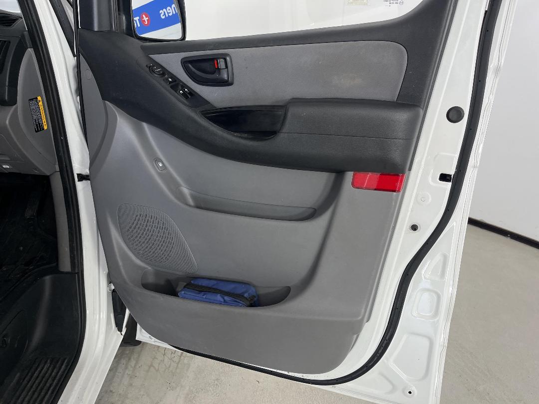 Photo '15' of Hyundai Iload Photo '15' of Hyundai Iload