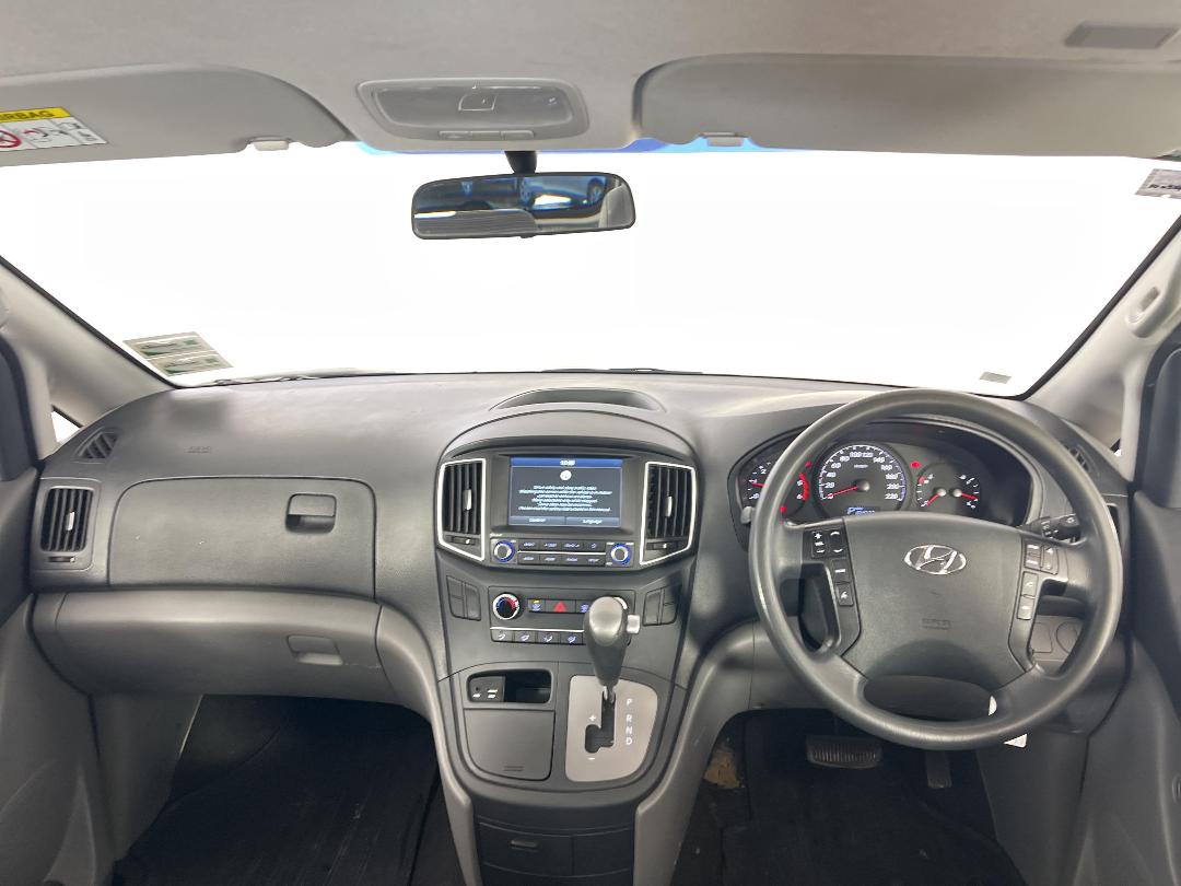 Photo '17' of Hyundai Iload Photo '17' of Hyundai Iload