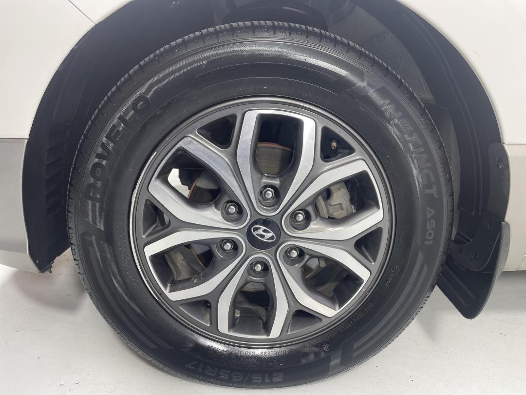 Photo '10' of Hyundai Imax